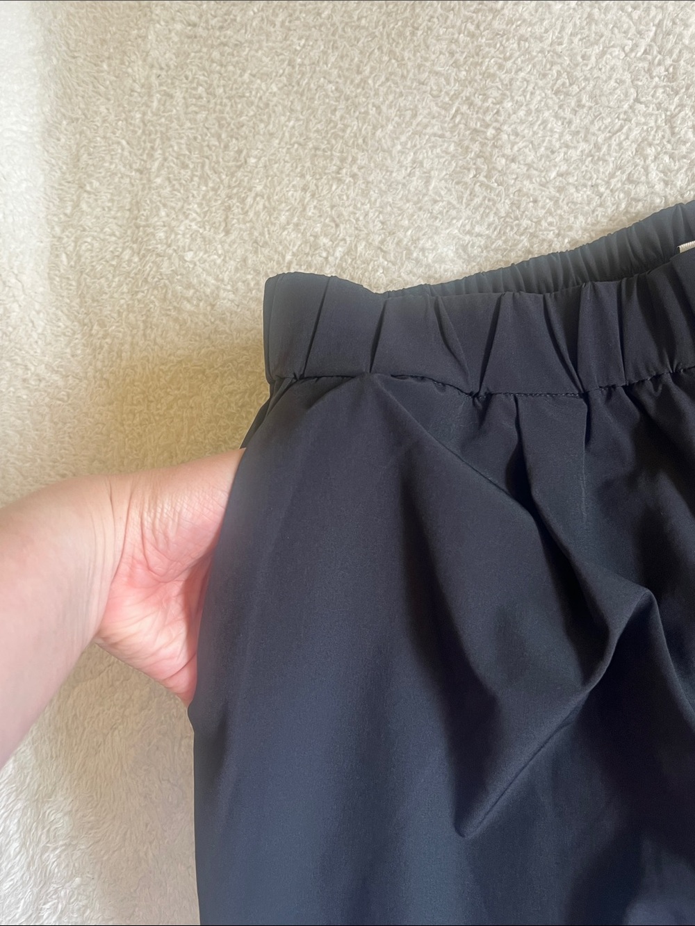 Varley Kayson Wide Leg Pants L Black Quiet Luxury Trousers NWT - Picture 12 of 14